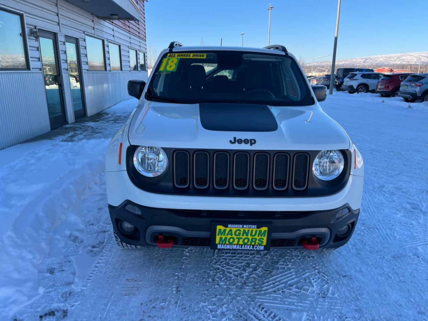 2018 White /charcoal cloth Jeep Renegade Trailhawk 4WD (ZACCJBCBXJP) with an 2.4L L4 DOHC 16V engine, 9A transmission, located at 1960 Industrial Drive, Wasilla, 99654, (907) 274-2277, 61.573475, -149.400146 - Photo#7